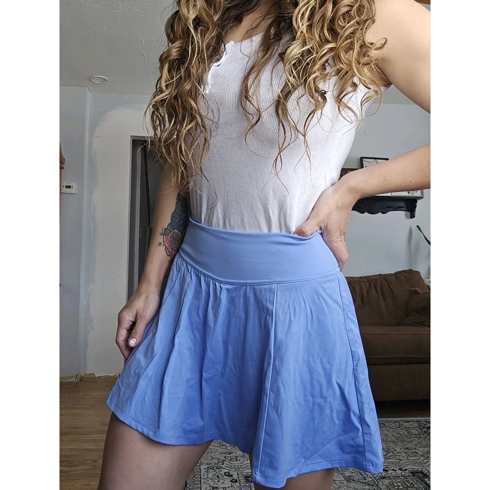 Gilly Hicks Blue Athletic Skort Women's Size M Short Activewear Flowy Skirt